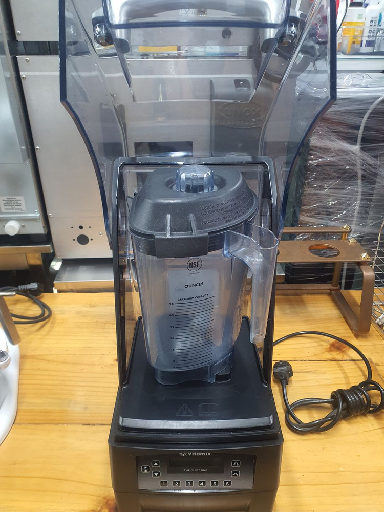 업소용 바이타믹스 VM0149 더 콰이어트 원 블렌더 판매--1