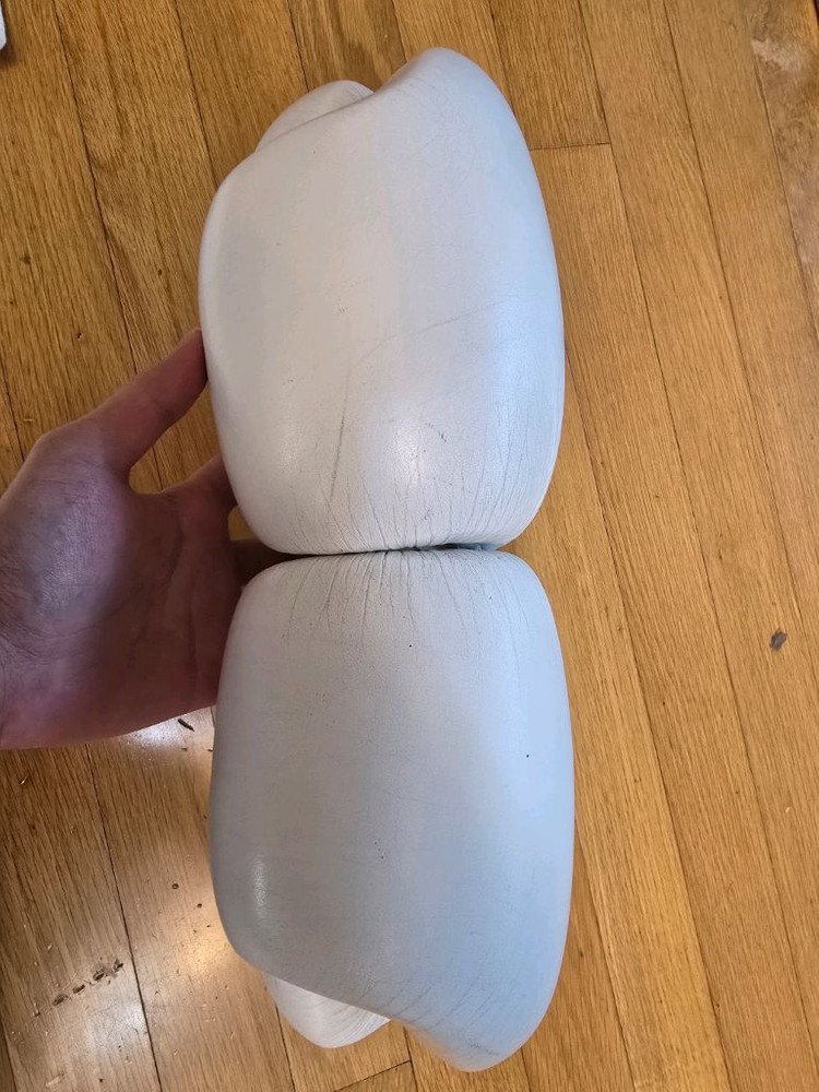 위닝 14온스 복싱 스파링글러브 화이트 판매--5