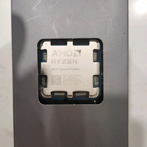 라이젠 9600X 국내정발 미개봉품 팝니다.