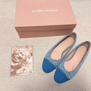 키미스튜디오 하트플랫 블루벨 235 새상품/ 키미하트플랫 스웨이드 플랫슈즈 양가죽 디자이너수제화 ki mmi