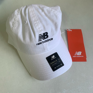 [새상품] 뉴발란스 화이트 볼캡 모자