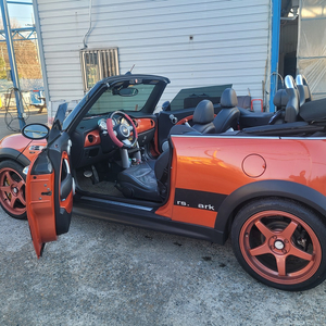 미니쿠퍼 R52S 컨버터블 ( 오픈카 ) 최근 400만원가량 올수리 특A급 730만원 팝니다.