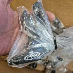 아비드 기계식 브레이크 레버 팔아요.