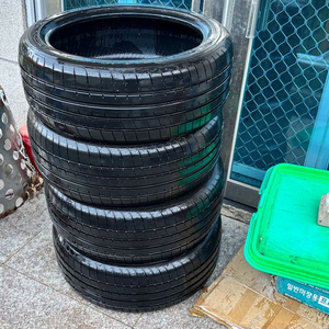 225/45R18 굿이어 이글F1 출고런플렛타이어