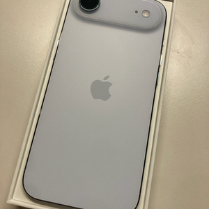 아이폰 17 에어 256 블루 ->화이트 색상 교환 원합니다