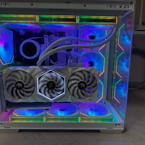 I9 12900KF 와 3080TI 조합의 게이밍 PC