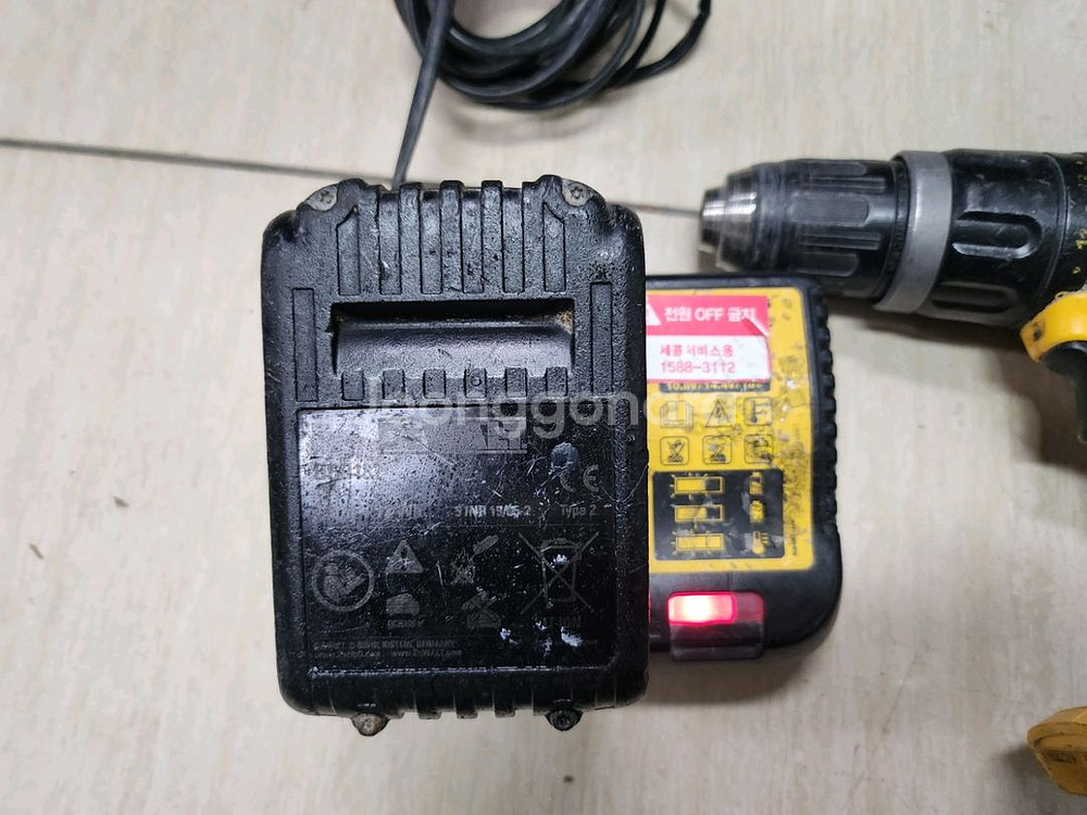 디월트 DCS391 DCD785 무선 원형톱 해머드릴--3