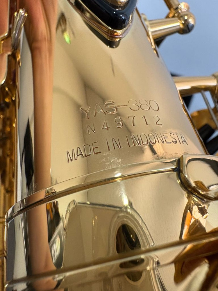 야마하 YAS-380 알토 색소폰 이미지