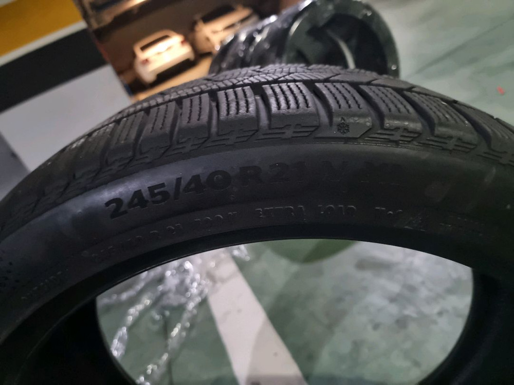 스노우타이어 타이어 4개--1