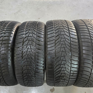 225 50 18 255 45 18 한국 윈터타이어 한대분 판매합니다
