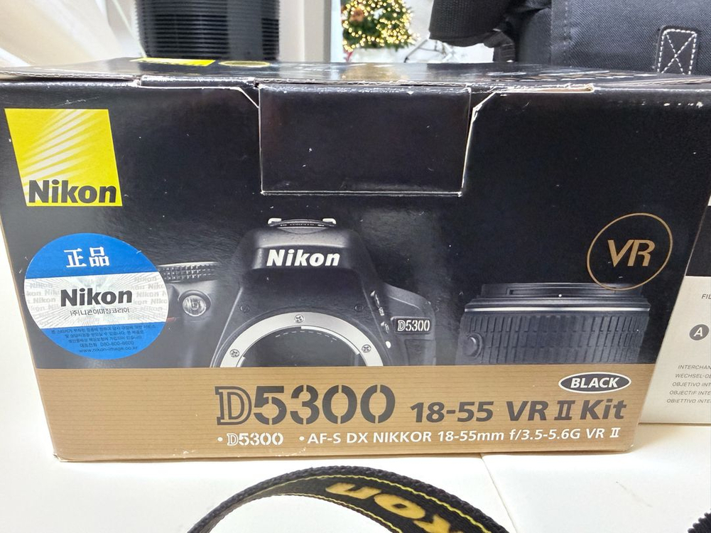 니콘 D5300 + 시그마 18-35 F1.8 풀세트 (셔터 9천컷) 이미지