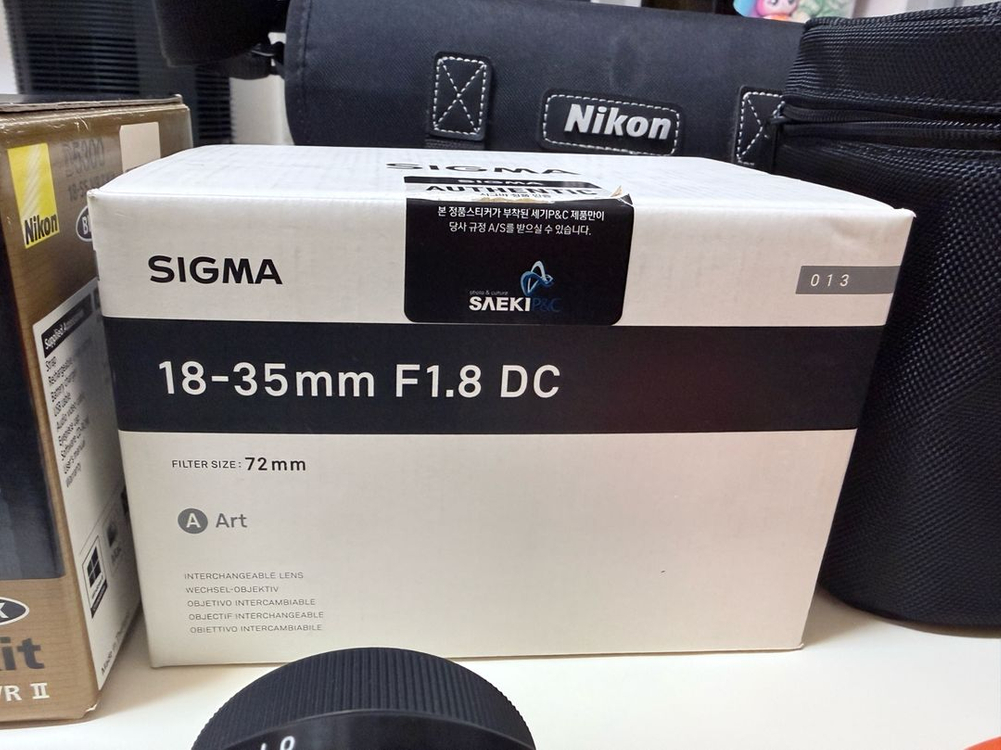 니콘 D5300 + 시그마 18-35 F1.8 풀세트 (셔터 9천컷) 이미지