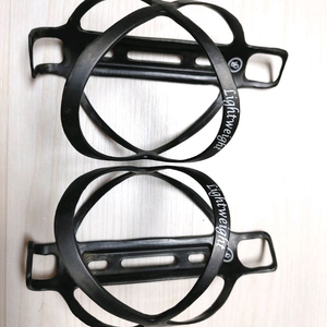 A급)) 알리발 [라이트웨이트] 카본 자전거 물통/물병 케이지(거치대) 한쌍 일괄로 판매합니다. (택포1.5만)**