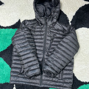 헤지스 구스다운 경량패딩 100사이즈 팝니다