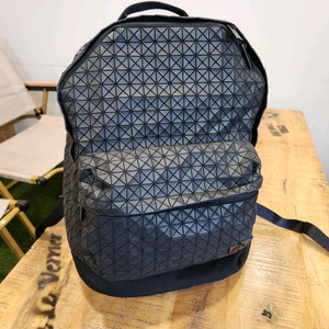 (정품) 이세이미야케 바오바오 블랙 데이팩 백팩