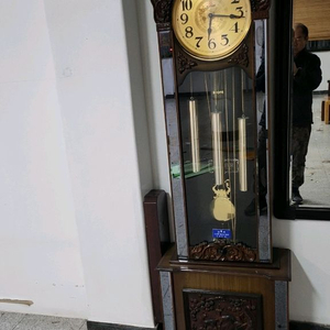 빈티지 스타일 벽시계 이미지