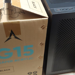 컴퓨터본체 데스크탑 팝니다.(i3 10105F,16G,SSD250G등)