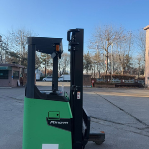 [특가세일] 중고지게차 도요타 신형 8FB 2020년식 상태 최상급