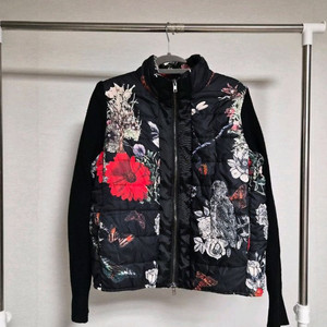 L) Tiffany Ann 플로럴 패딩