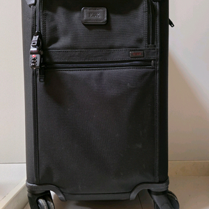 투미 알파 2 기내용 캐리어