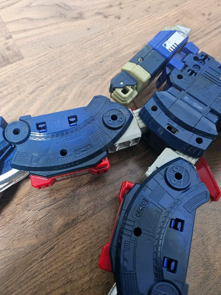 전대물 메가렌쟈 DX갤럭시메가 팝니다--4