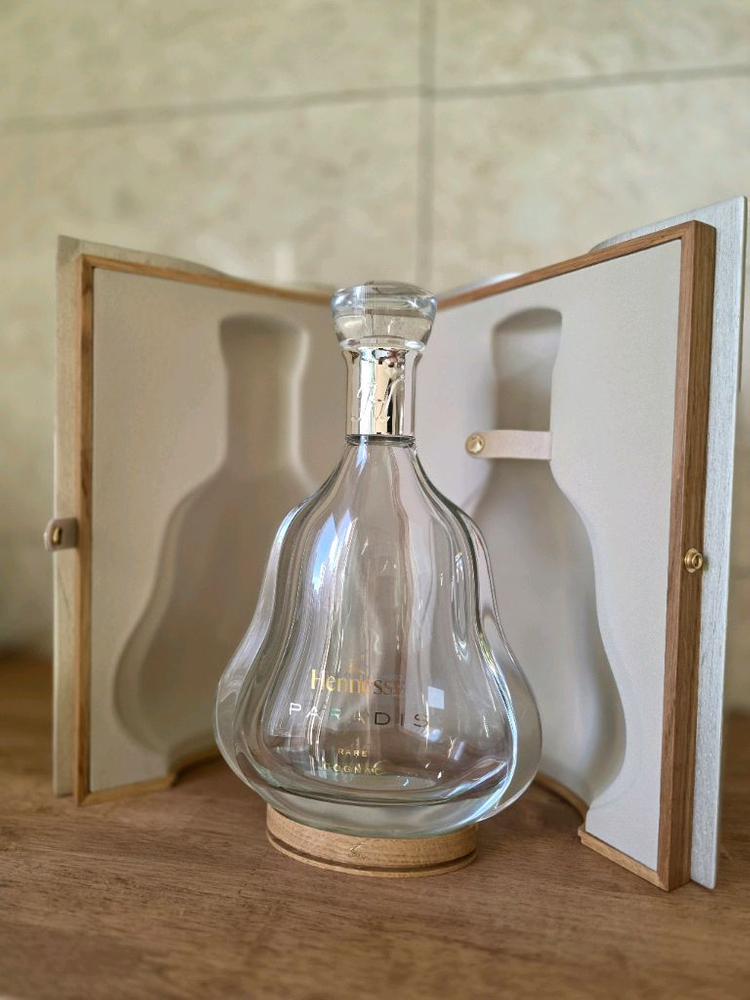 헤네시 파라디스 공병 2종류 팝니다 이미지