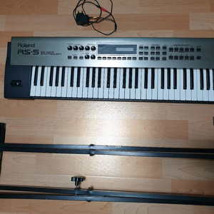 롤랜드 Roland RS-5 61키 신디사이저