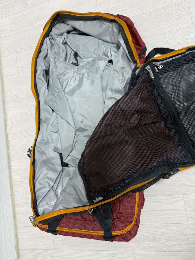 킬리 보헤미안 50리터 배낭 팝니다.--3