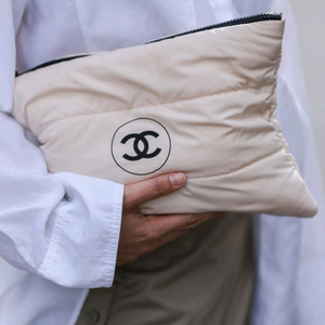 르베이지 뷰티 패딩 파우치