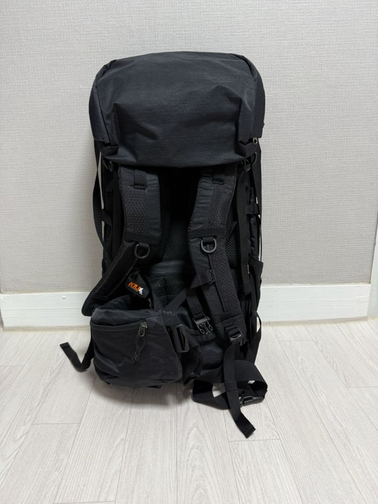 킬리 보라 50L 배낭 팝니다.--4