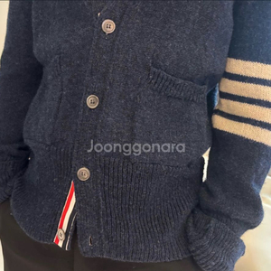 톰브라운 셰틀랜드 가디건 2사이즈(M) 정품 이미지
