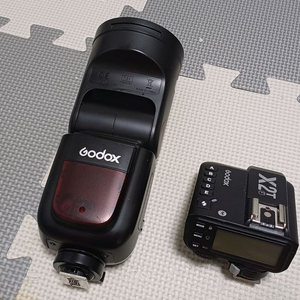 고독스 V1F + 동조기 X2T 후지필름용