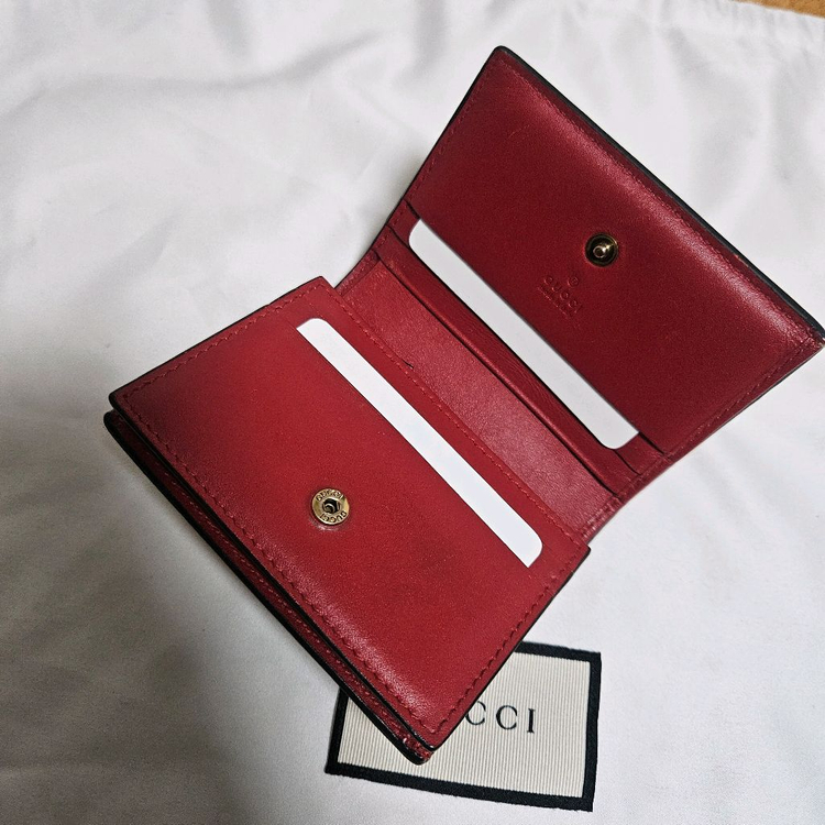 구찌 체리 반지갑 정품입니다 이미지