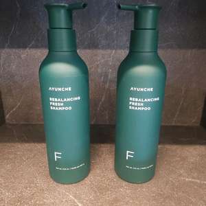 아윤채 리밸런싱 프레쉬 샴푸2개 새상품 500g입니다.