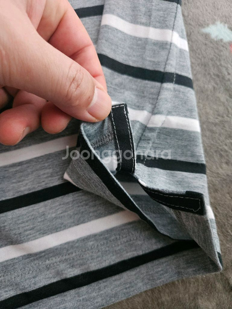 [해외M] 나이키 터치 테일윈드 스트라이프 러닝 티셔츠--7