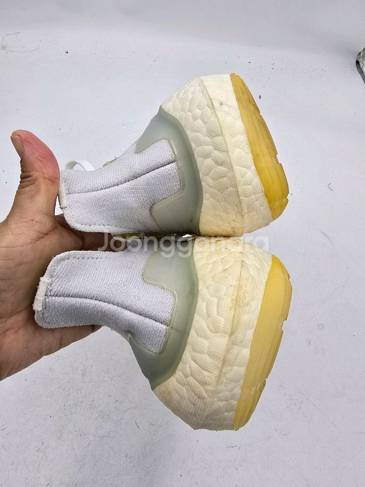 아디다스 울트라부스트 21 운동화245--5