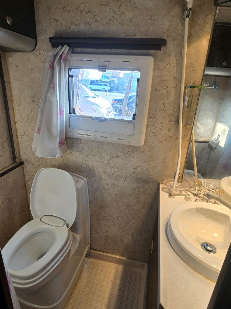 그랜드스타렉스 캠핑카--4