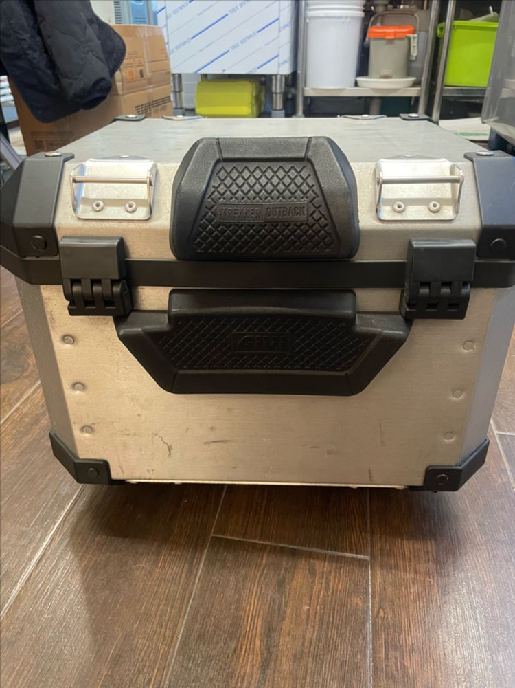 탑박스 42L기비 브라켓.등받이--1