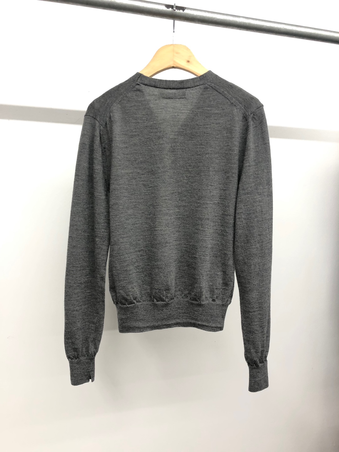 리플레인 시그니처 울 베이직 가디건 F | 중고나라 - 안심되는 중고거래