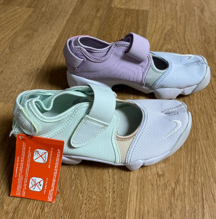 [230] 나이키 우먼 에어리프트 브리드 멀티 타비슈즈 운동화 이미지