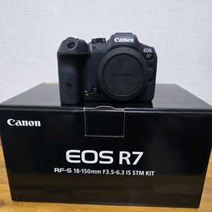 캐논 R7 바디 민트급