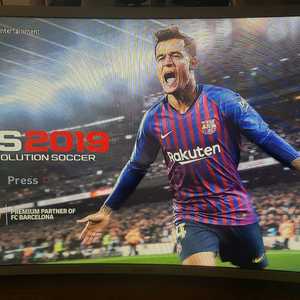 삼성 커브드 32인치 fhd18년 제품 tv겸 모니터