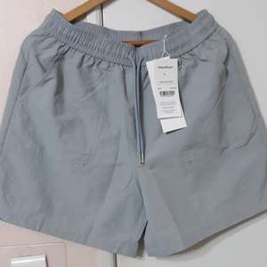 어반디타입 32사이즈 나일론반바지 새제품 8천원