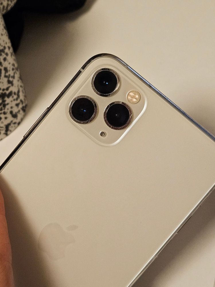 아이폰11프로맥스 256GB 실버--2