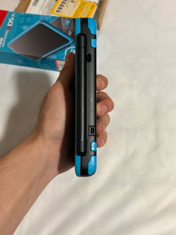 닌텐도 2ds xl 블랙 S급(포뱅포함) 판매합니다 이미지