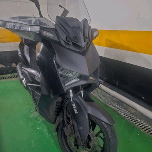 24년 6월 제작 xmax 300