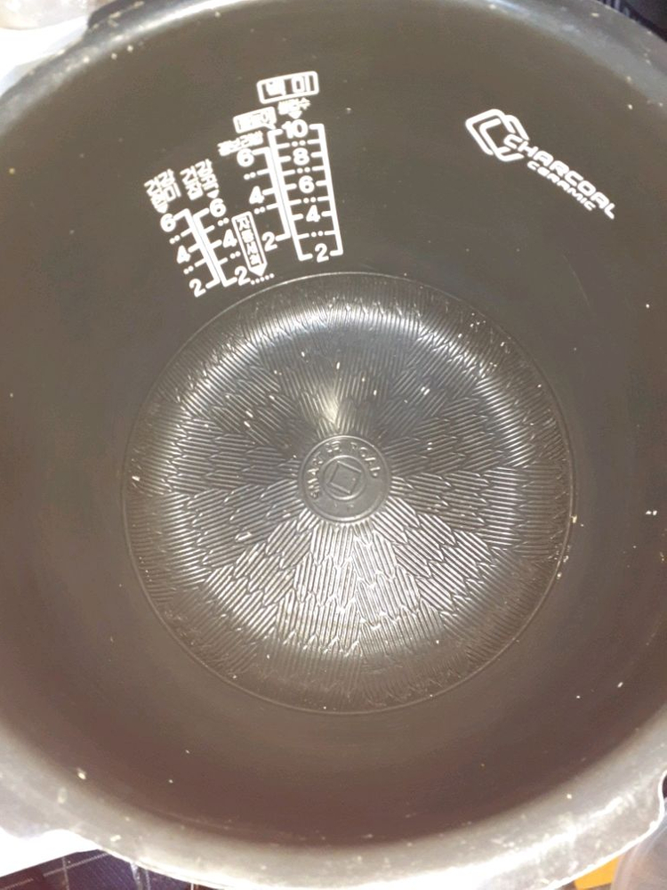 쿠첸 10인용 IH 무쇠내솥만 WHC-LX1070SH 판매합니다내솥만 판매합니다 이미지