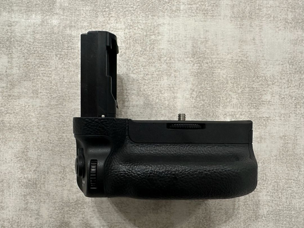 소니 배터리그립 세로그립 VG-C3EM (a7m3 / a7r3 / a9)--0