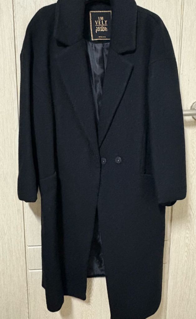 임블리 램스울 블랙코트--1