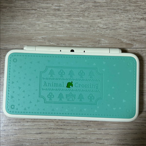 닌텐도 2ds xl 튀어나와요 동물숲 에디션 새상품급 풀박 팝니다